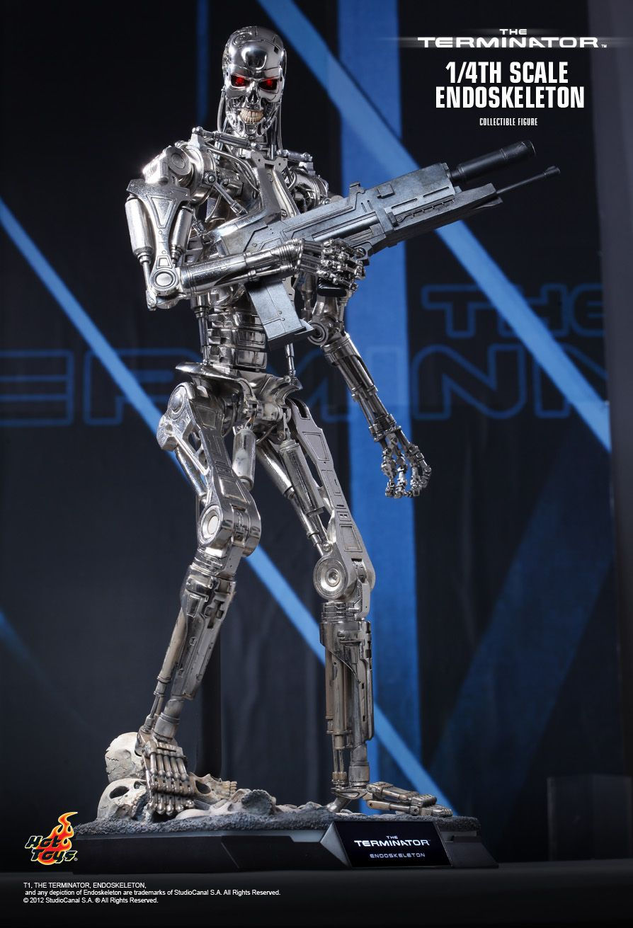 Hot Toys QS002 - The Terminator - Endoskeleton Standard Edition