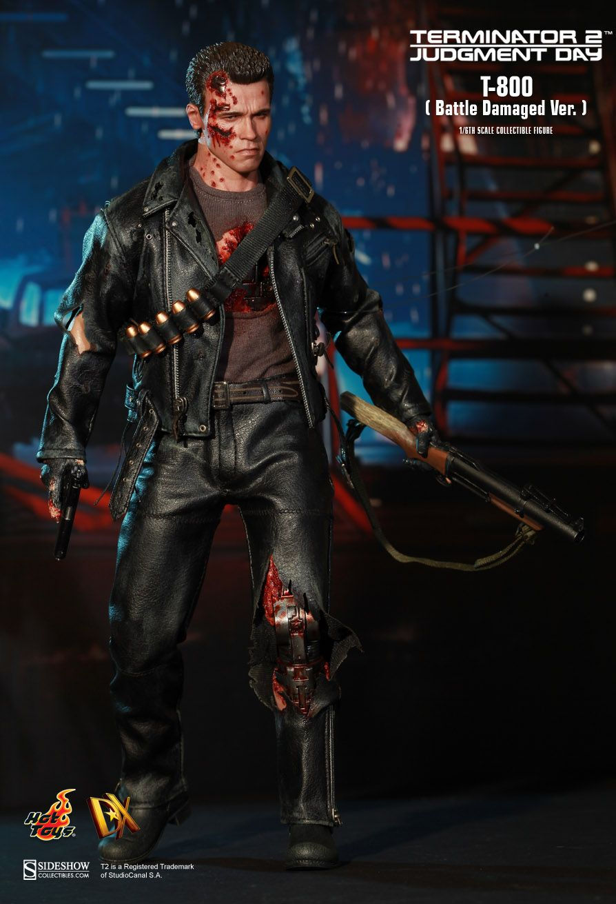 Hot Toys DX13B - Terminator 2 : Judgment Day - T800 Battle Damaged Version Deluxe Version