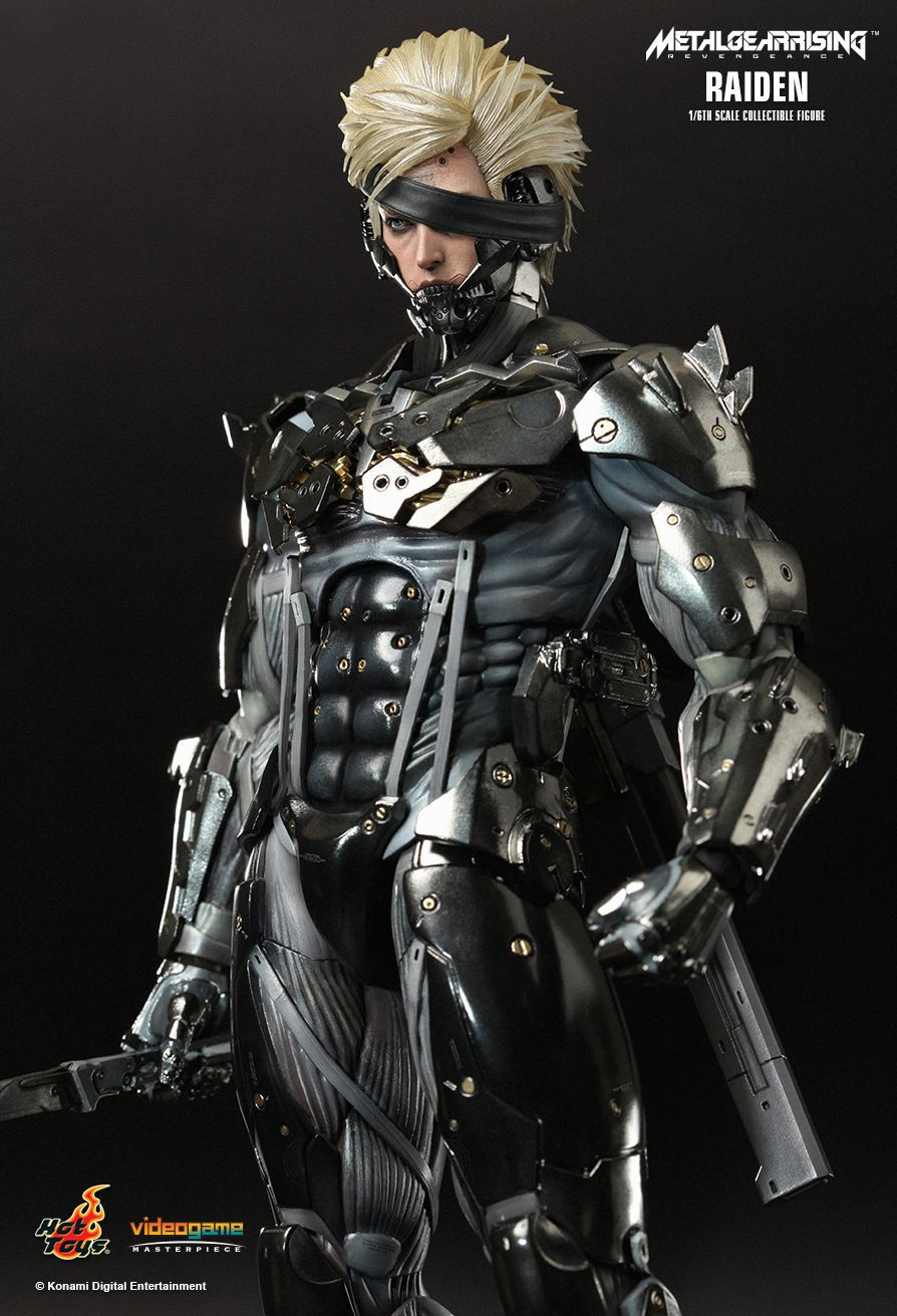 Hot Toys VGM17B - Metal Gear Rising : Revengeance - Raiden Deluxe Version