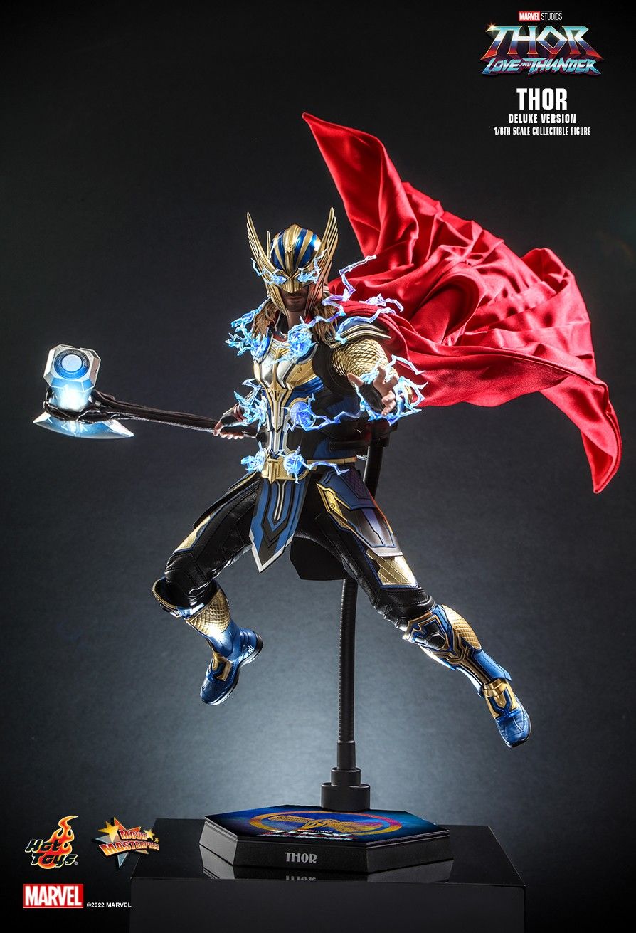 Hot Toys MMS656 - Marvel Comics - Thor : Love And Thunder - Thor Deluxe Version