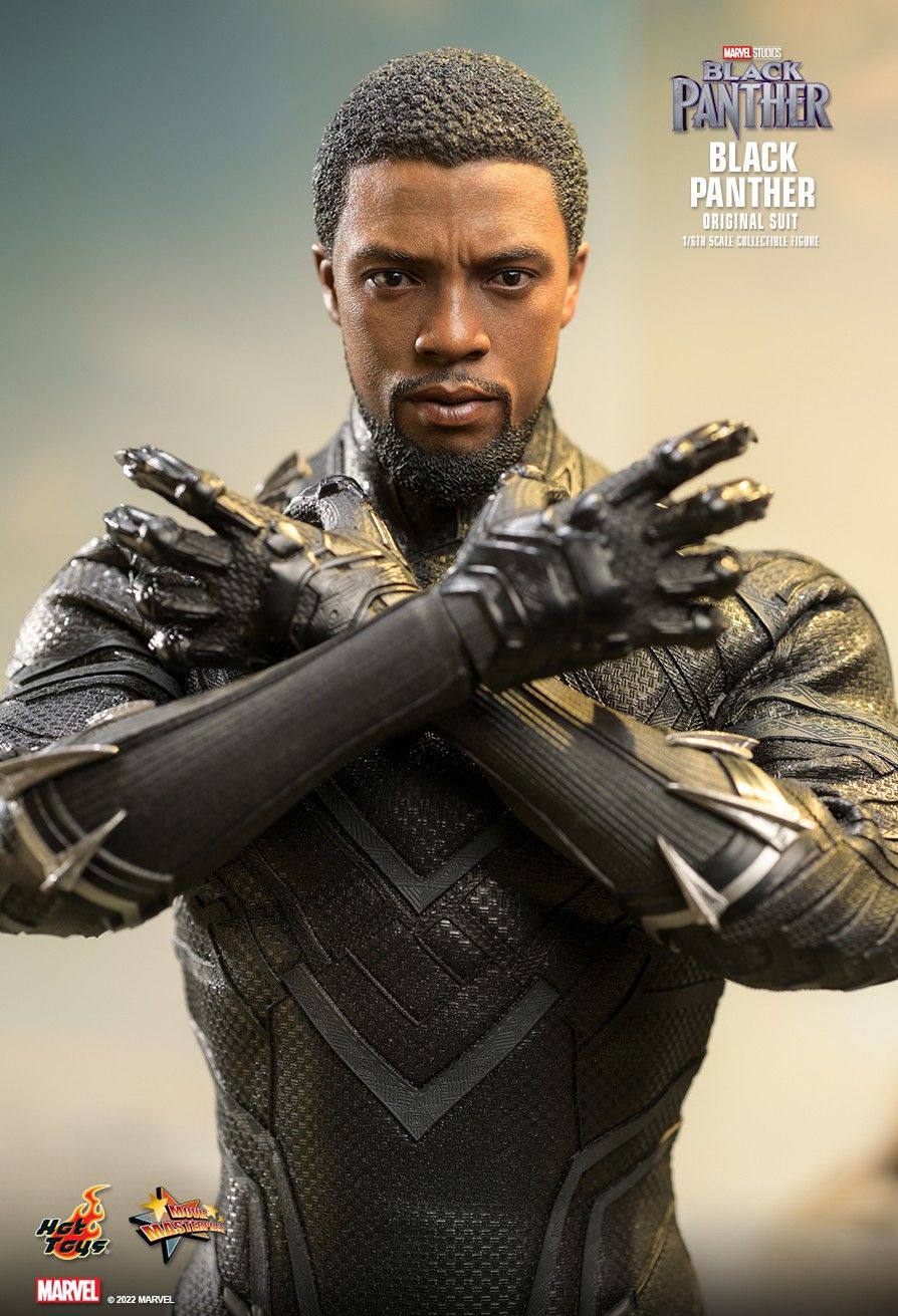 Hot Toys MMS671 - Marvel Comics - Black Panther Legacy - Black Panther Original Suit