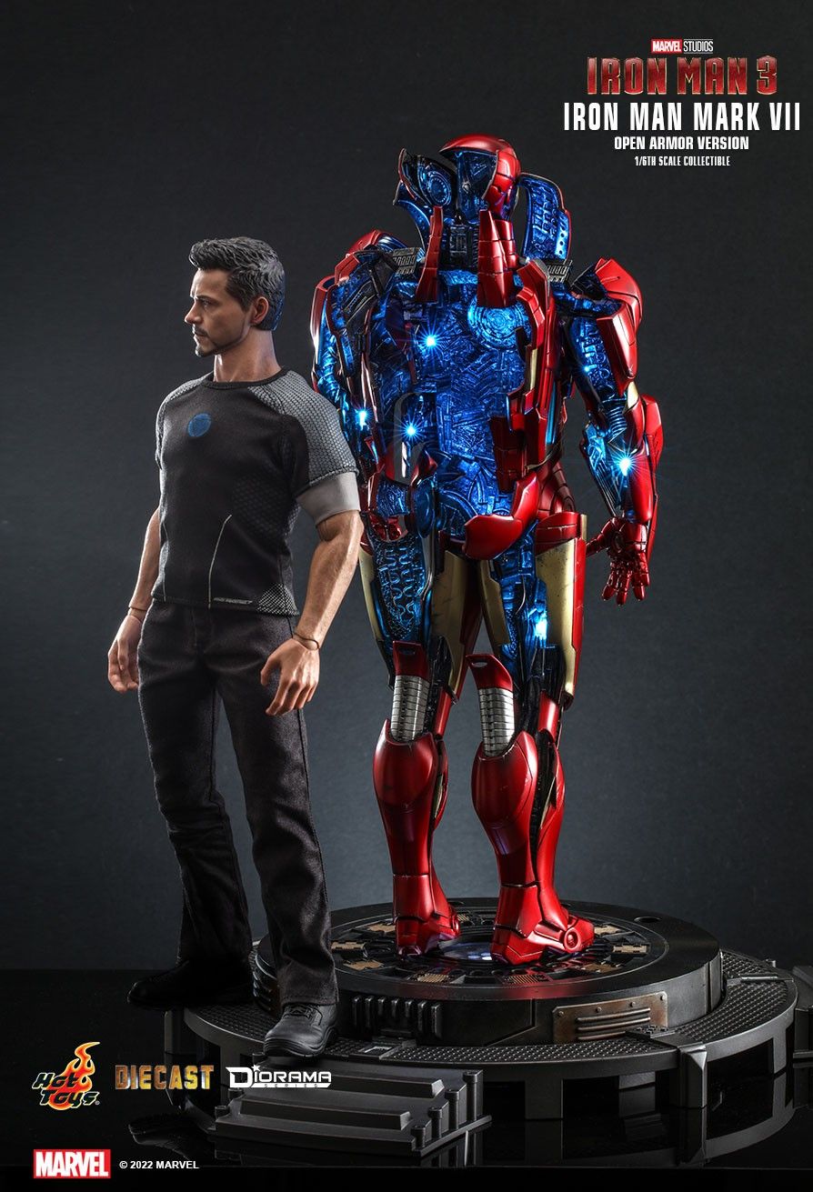Hot Toys DS004D51 - Marvel Comics - Iron Man 3 - Iron Man Mark 4 Open Armor Version