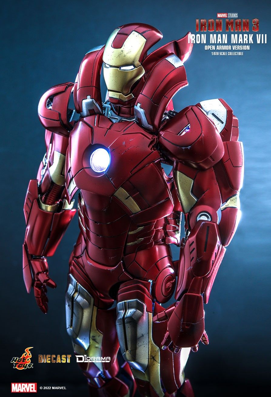 Hot Toys DS004D51 - Marvel Comics - Iron Man 3 - Iron Man Mark 4 Open Armor Version