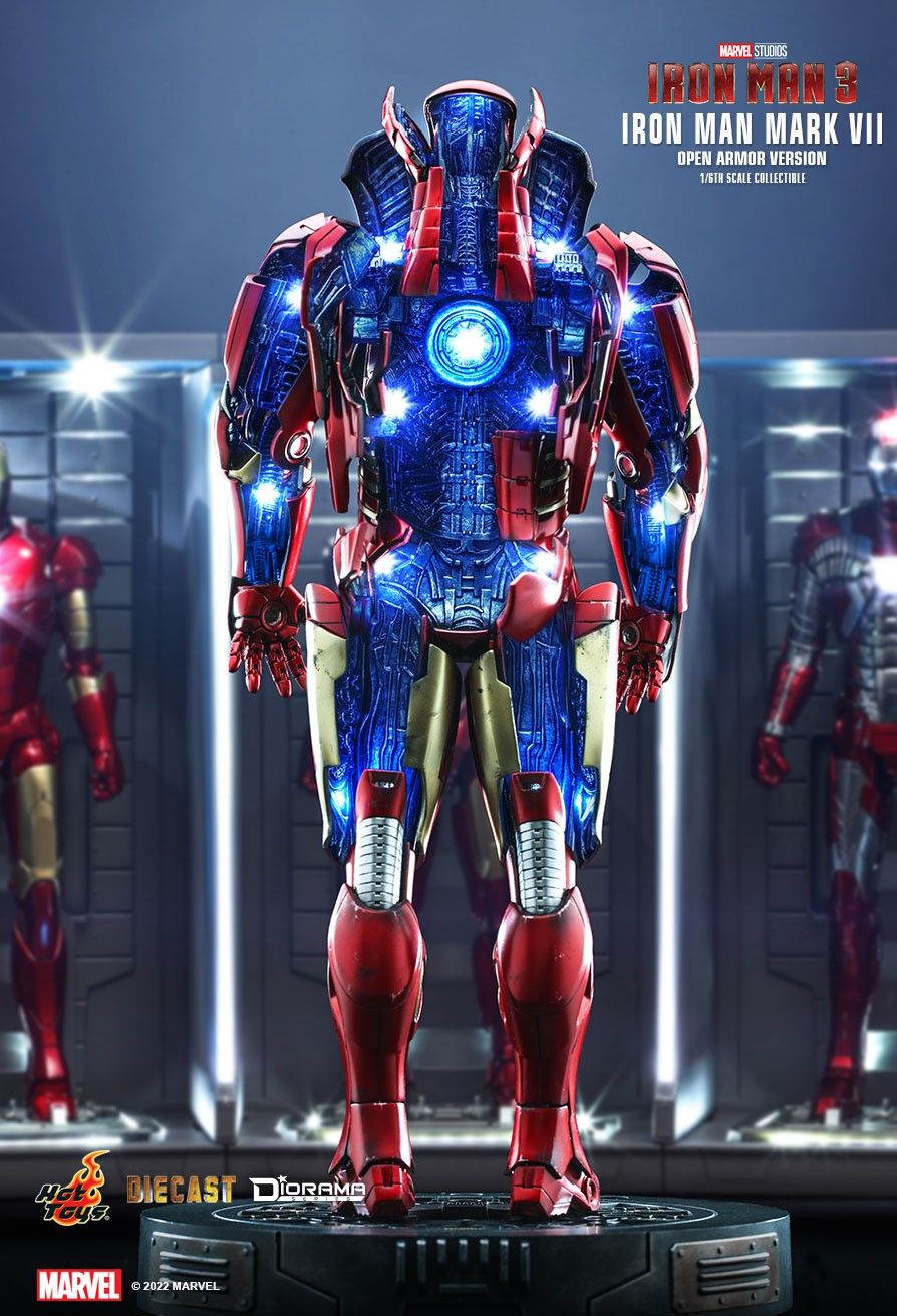 Hot Toys DS004D51 - Marvel Comics - Iron Man 3 - Iron Man Mark 4 Open Armor Version