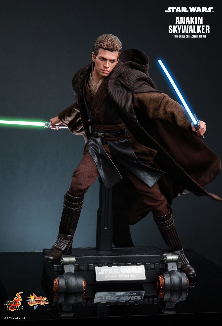 Hot Toys MMS677 - Star Wars II : Attack Of The Clones -Anakin Skywalker