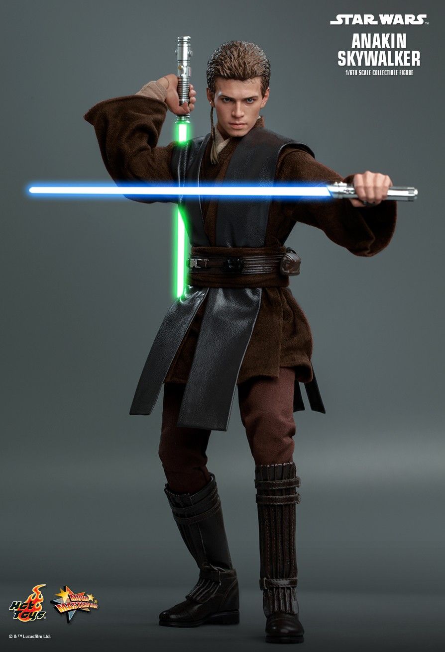 Hot Toys MMS677 - Star Wars II : Attack Of The Clones -Anakin Skywalker