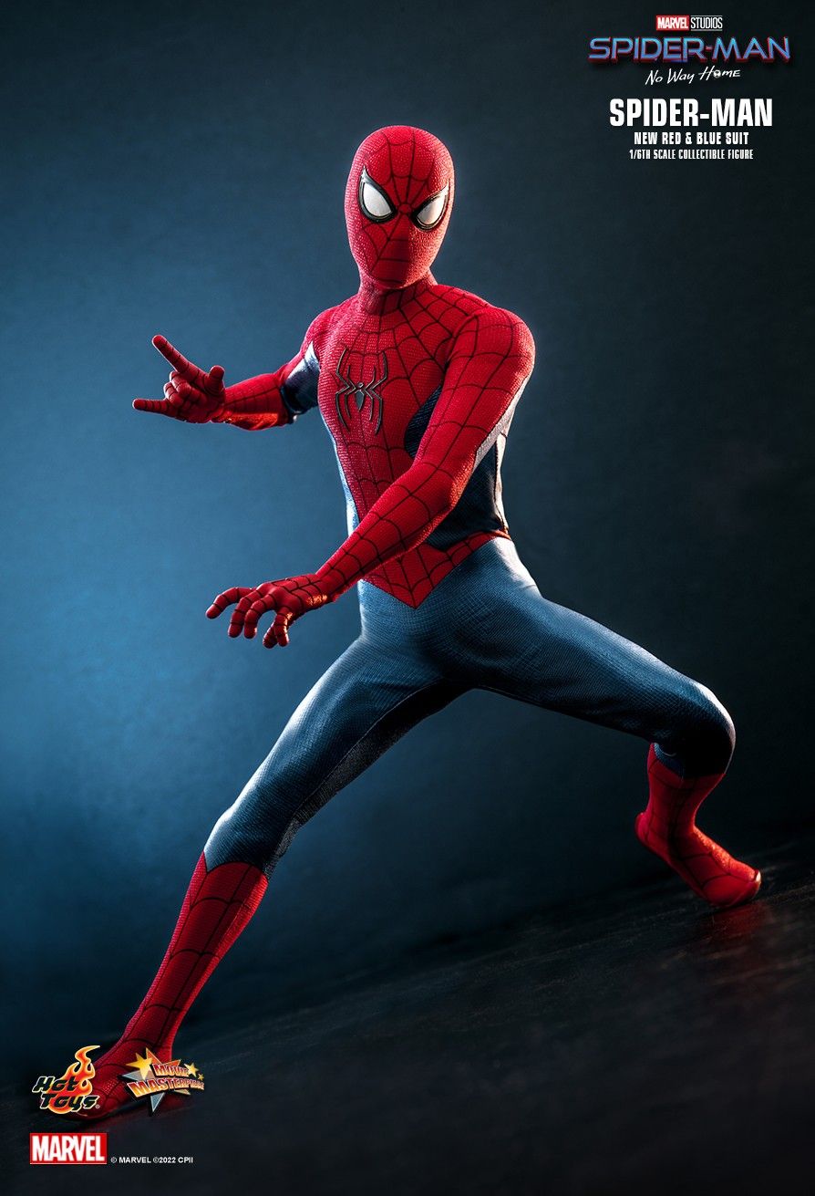 Hot Toys MMS679 - Marvel Comics - Spider Man : No Way Home - Spider Man New Red And Blue Suit Standard Version
