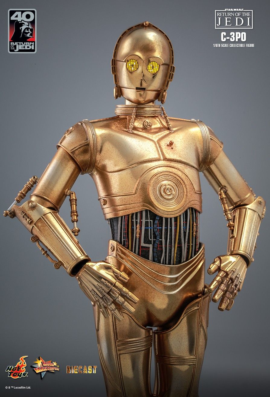 Hot Toys MMS701 - Star Wars VI : Return Of The Jedi - C-3PO