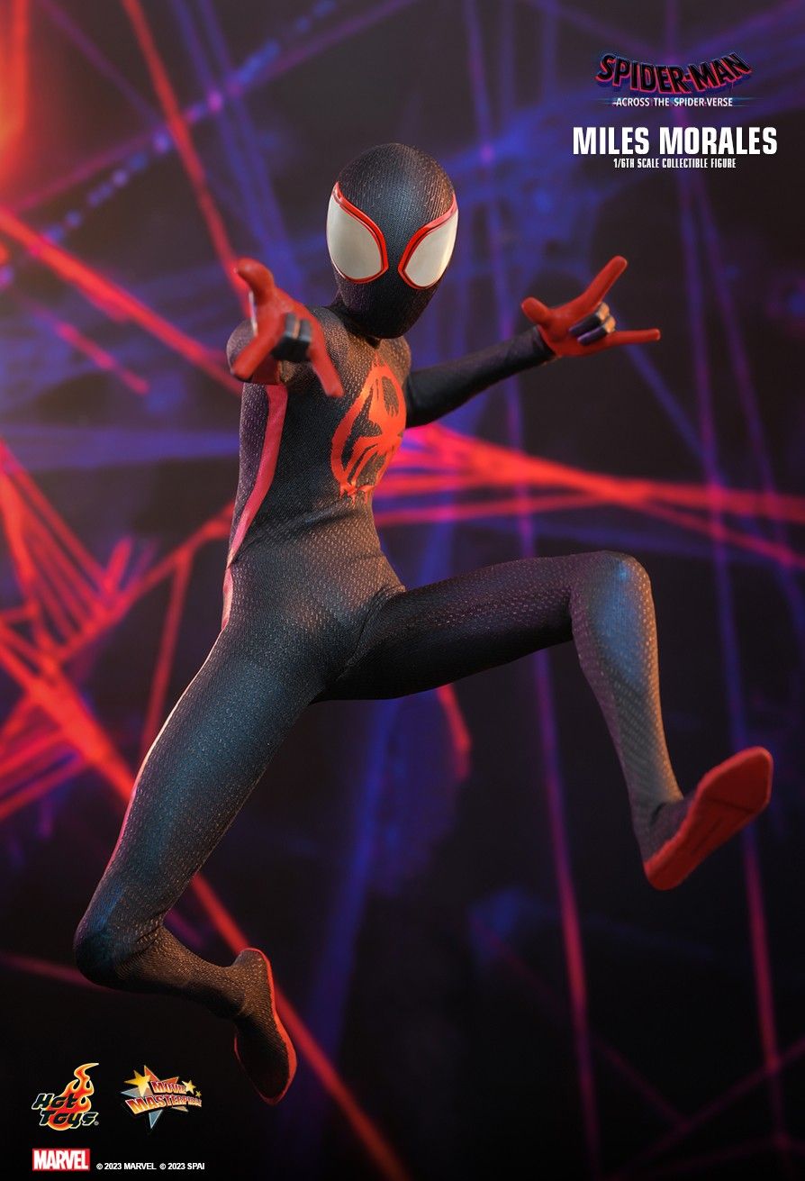 Hot Toys MMS710B - Marvel Comics - Spider Man : Across The Spider Verse - Miles Morales Deluxe version