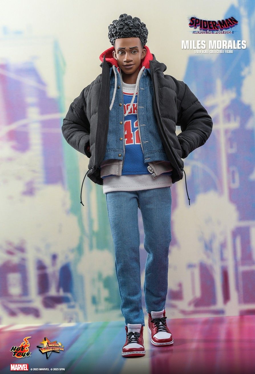 Hot Toys MMS710B - Marvel Comics - Spider Man : Across The Spider Verse - Miles Morales Deluxe version