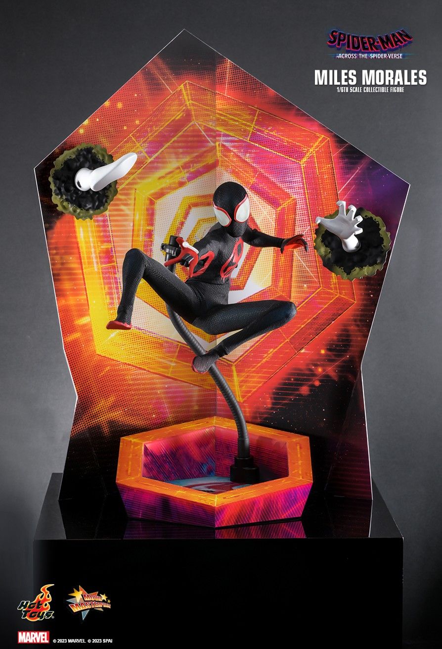 Hot Toys MMS710B - Marvel Comics - Spider Man : Across The Spider Verse - Miles Morales Deluxe version