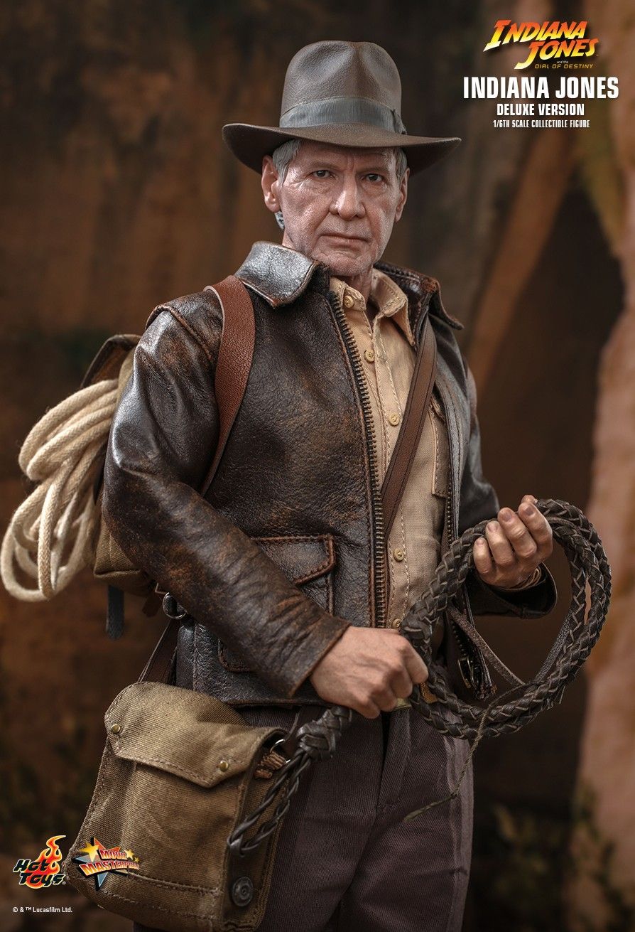 Hot Toys MMS717 - Indiana Jones & The Dial Of Destiny - Indiana Jones Deluxe Version