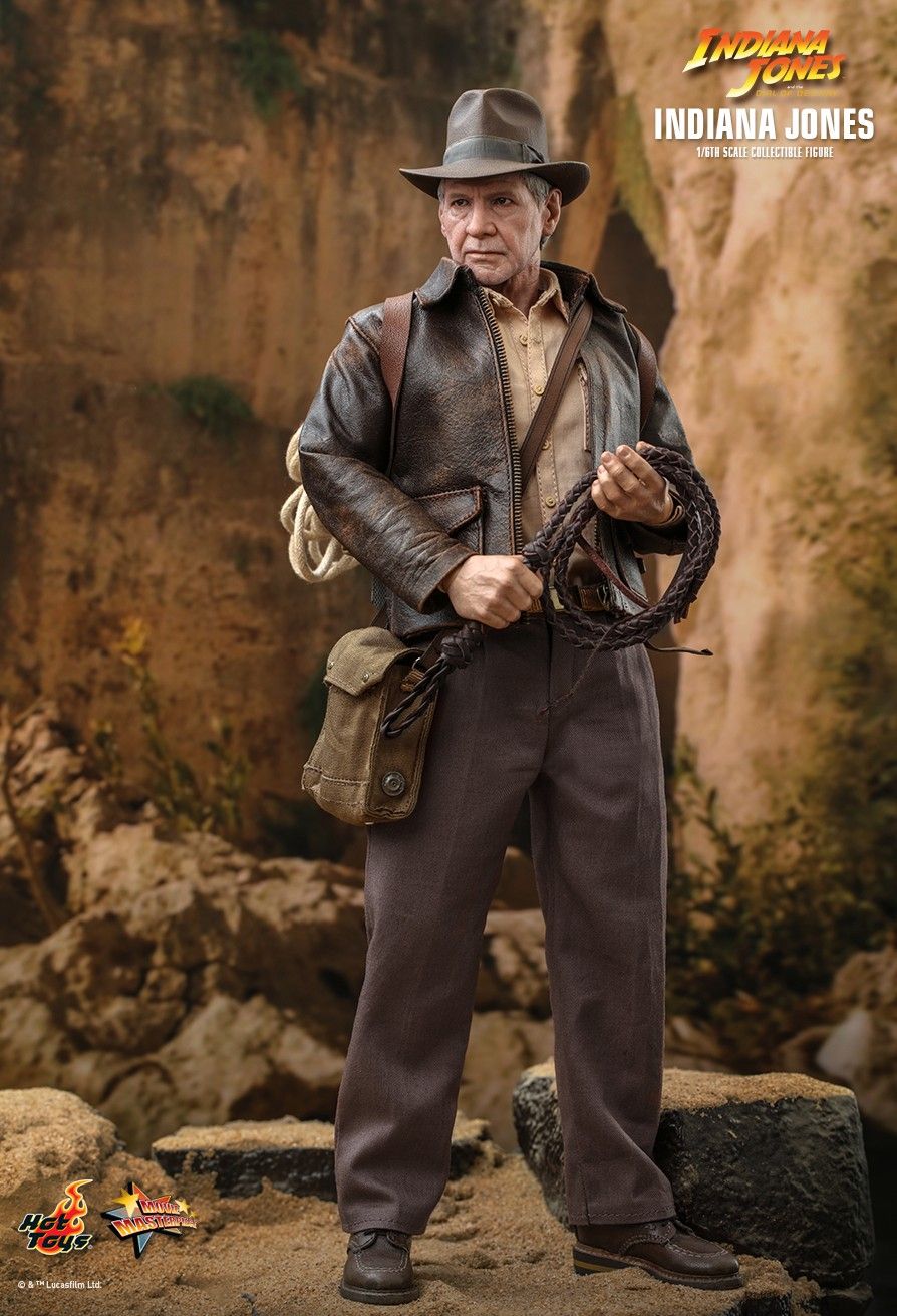 Hot Toys MMS716 - Indiana Jones & The Dial Of Destiny - Indiana Jones Standard Version