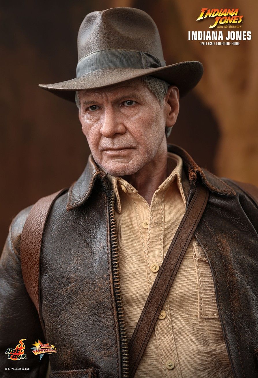 Hot Toys MMS716 - Indiana Jones & The Dial Of Destiny - Indiana Jones Standard Version