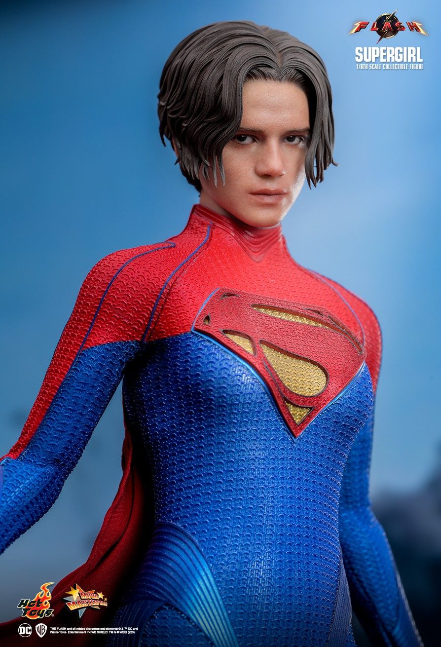 Hot Toys MMS715 - DC Comics - The Flash - Supergirl