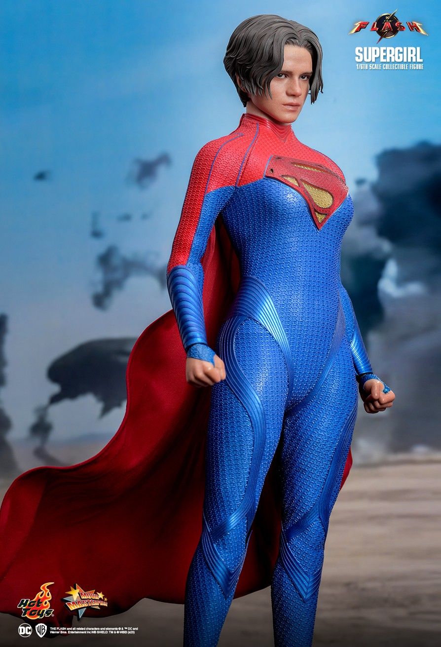 Hot Toys MMS715 - DC Comics - The Flash - Supergirl