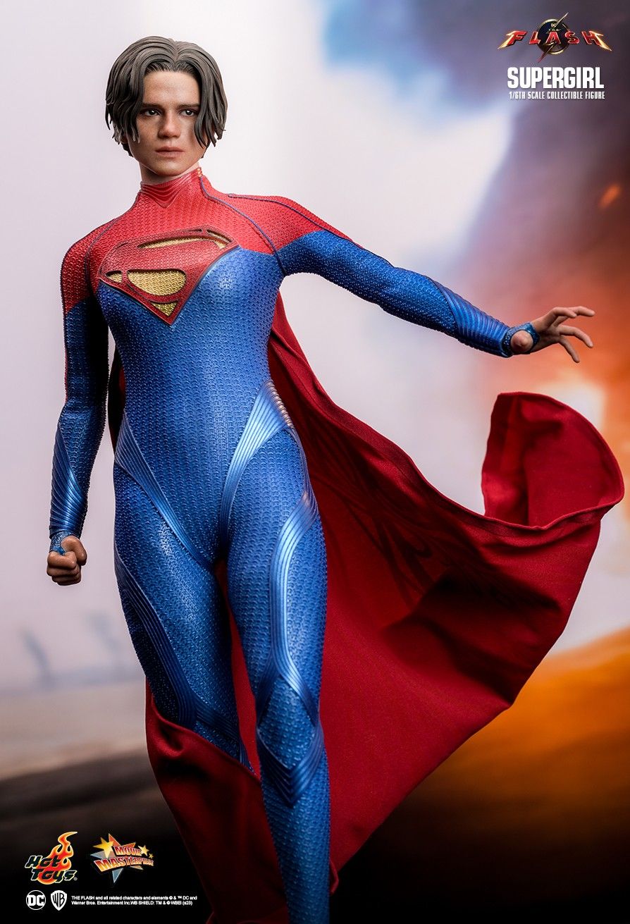 Hot Toys MMS715 - DC Comics - The Flash - Supergirl
