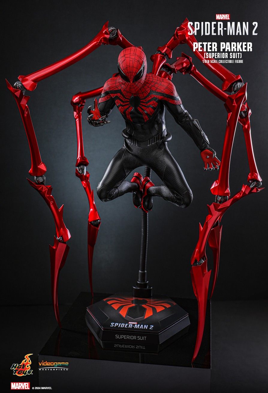 Hot Toys VGM61 - Marvel's Spider Man 2 - Peter Parker Superior Suit