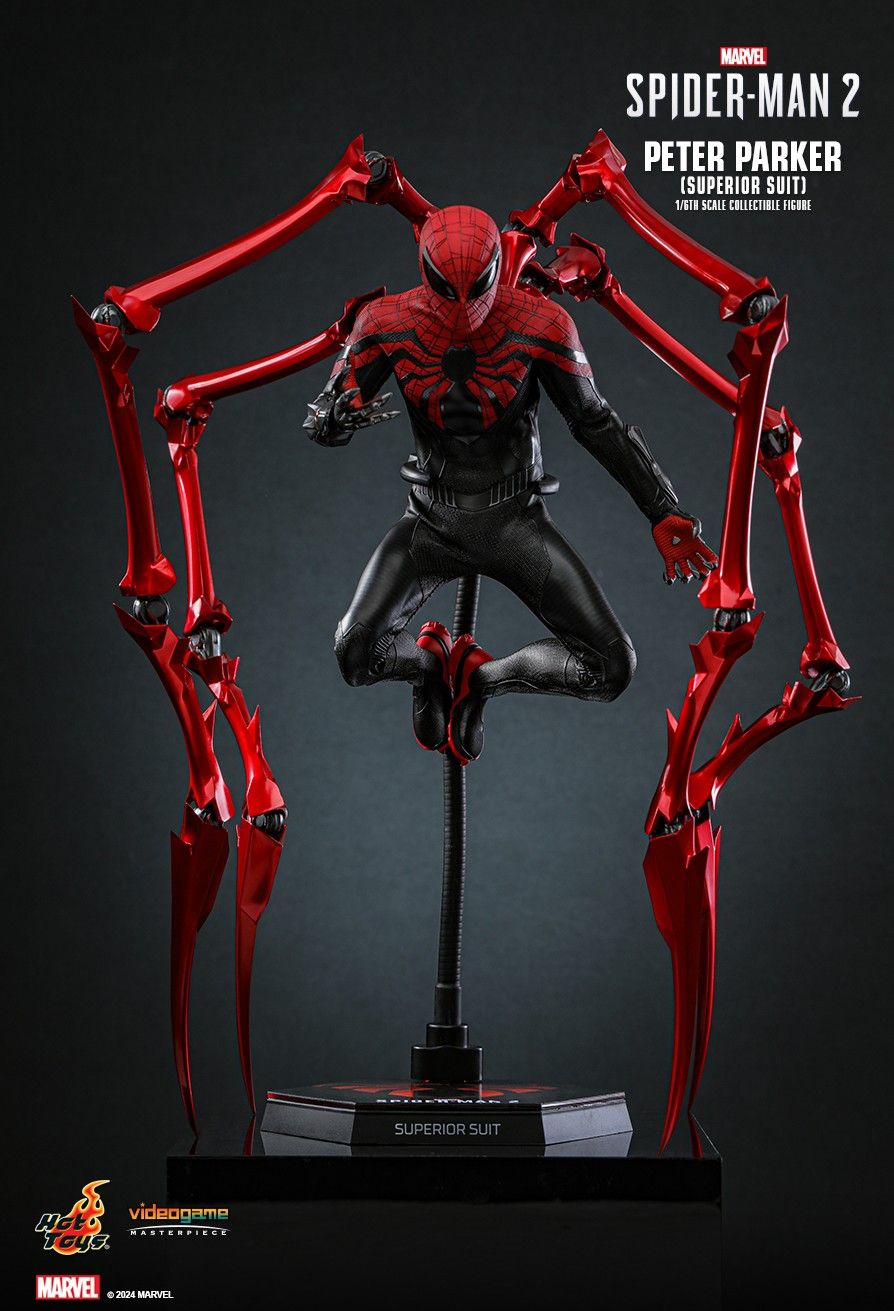 Hot Toys VGM61 - Marvel's Spider Man 2 - Peter Parker Superior Suit