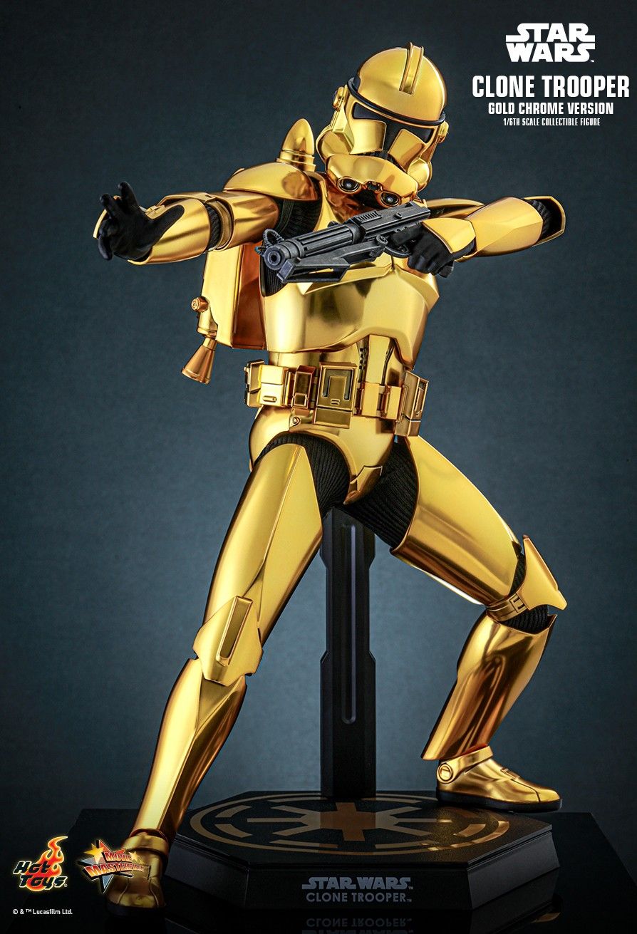 Hot Toys MMS735 - Star Wars - Clone Trooper Gold Chrome Version