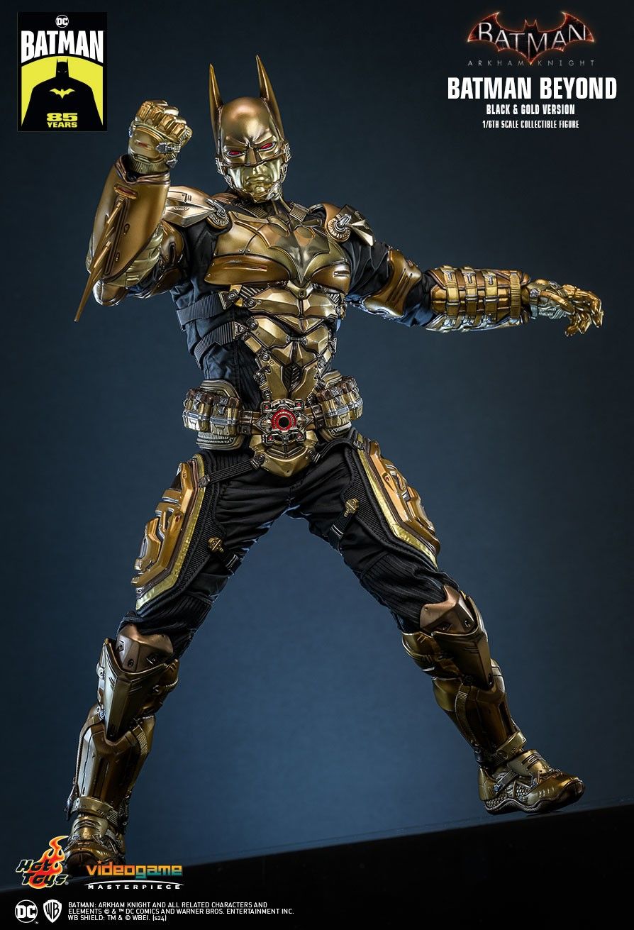 Hot Toys VGM64 - Batman: Arkham Knight - Batman Beyond Black & Gold Version