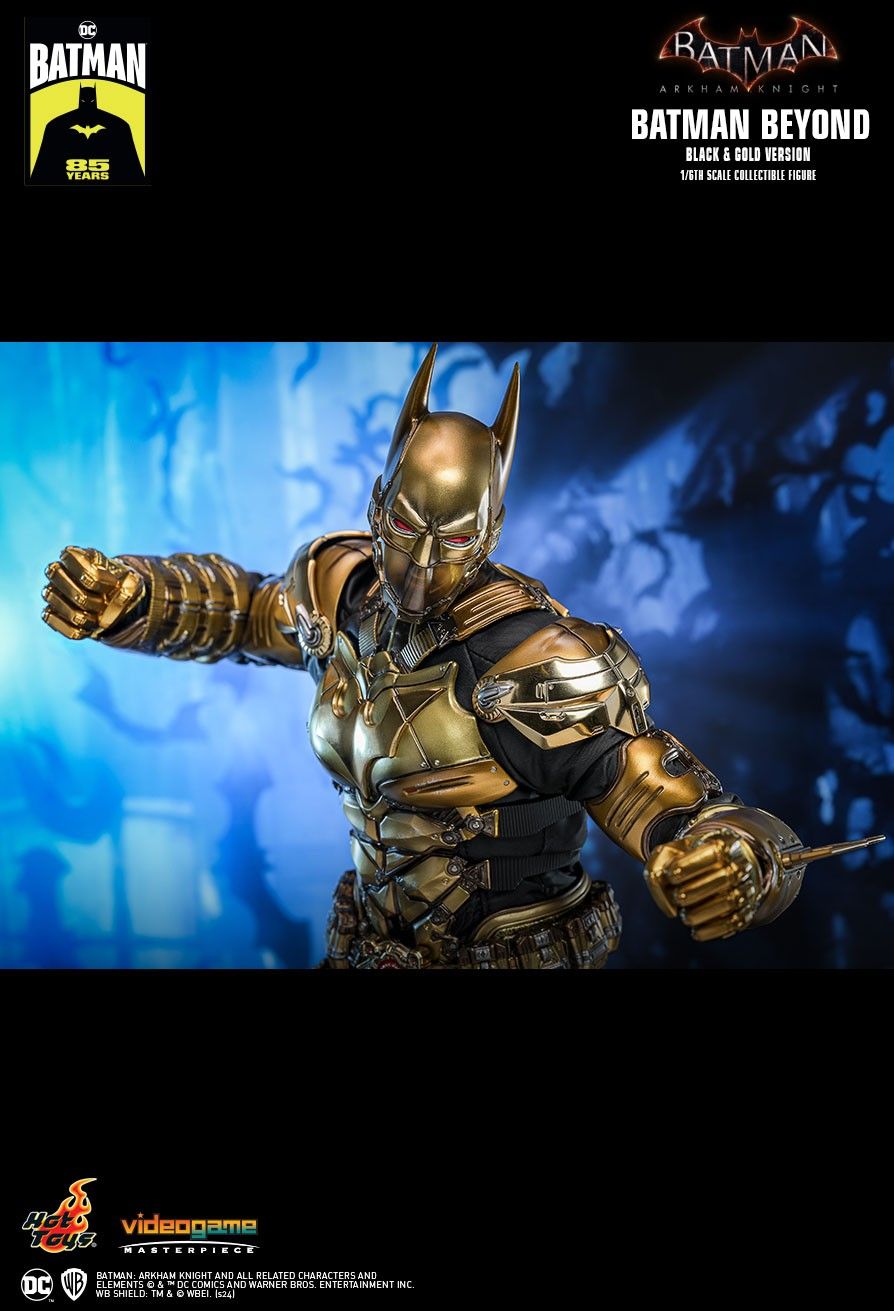 Hot Toys VGM64 - Batman: Arkham Knight - Batman Beyond Black & Gold Version