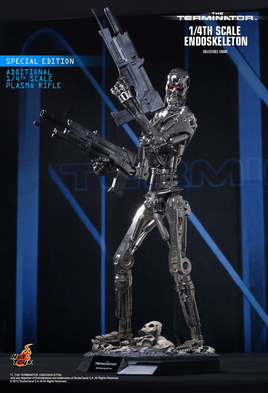 Hot Toys QS002B- The Terminator - Endoskeleton Deluxe Edition