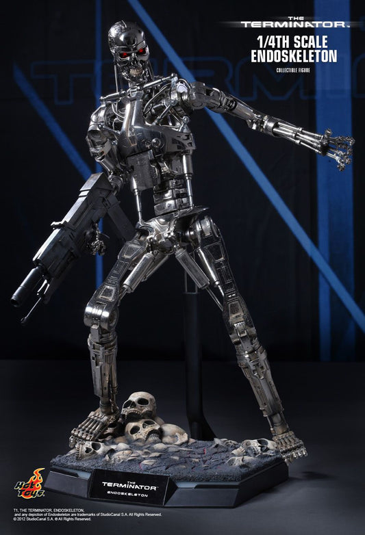 Hot Toys QS002 - The Terminator - Endoskeleton Standard Edition
