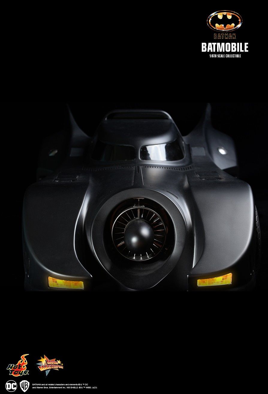 Hot Toys MMS694 - DC Comics - Batman 1989 - Batmobile