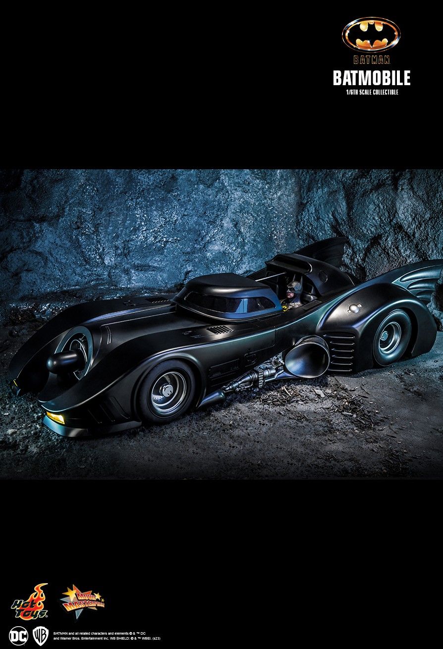 Hot Toys MMS694 - DC Comics - Batman 1989 - Batmobile